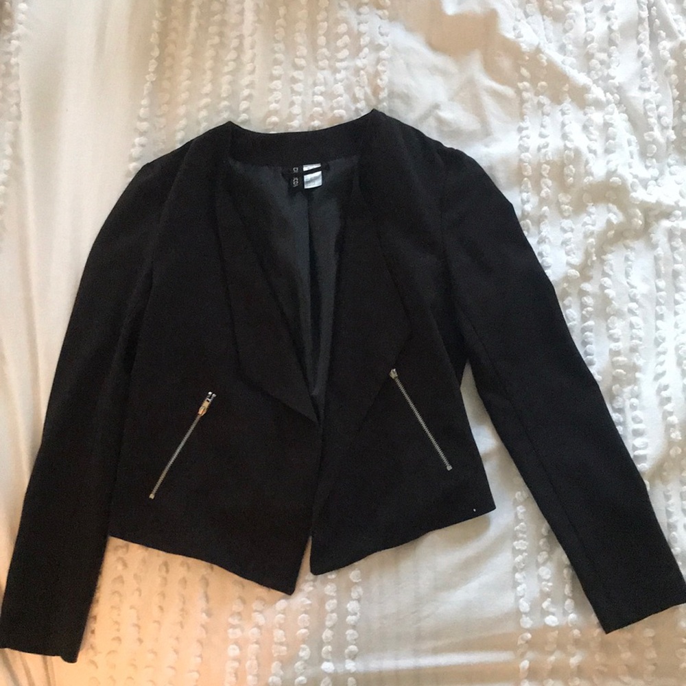 Cropped Black Blazer